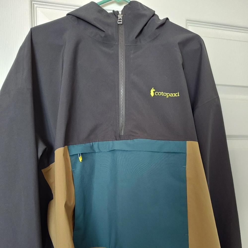 Cotopaxi Anorak Rain Jacket - Medium